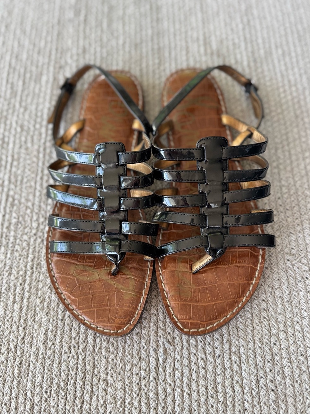 Sam Edelman Black Patent Strappy Flat Sandals Size 7.5
